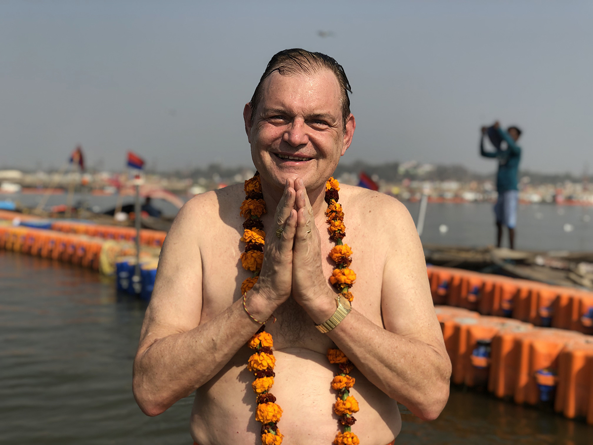 Baignade Dans Le Gange